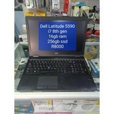 Dell 5590 i7 8th gen 16GB RAM 256GB SSD